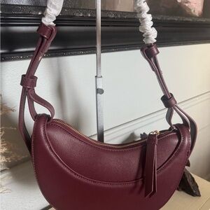 Elegant Burgundy Shoulder Bag